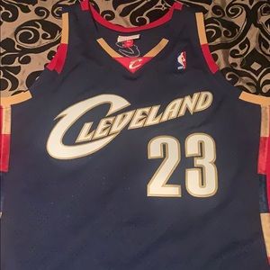 08-09 LeBron James Mitchell & Ness Jersey